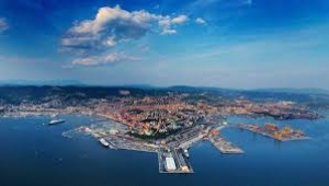 TRIESTE GETS READY FOR THE MEGA VESSELS